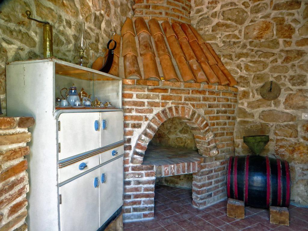 Holiday Home Rasopas Malinska Exterior photo