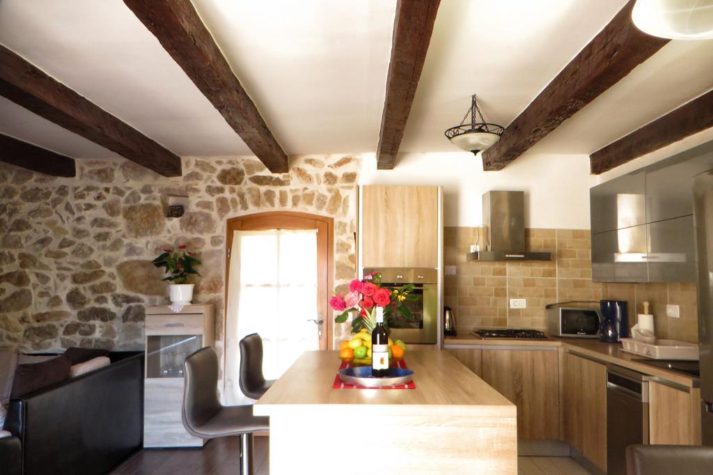Holiday Home Rasopas Malinska Exterior photo
