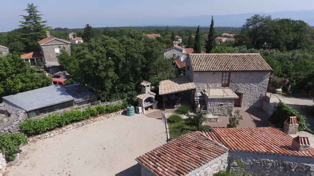 Holiday Home Rasopas Malinska Exterior photo