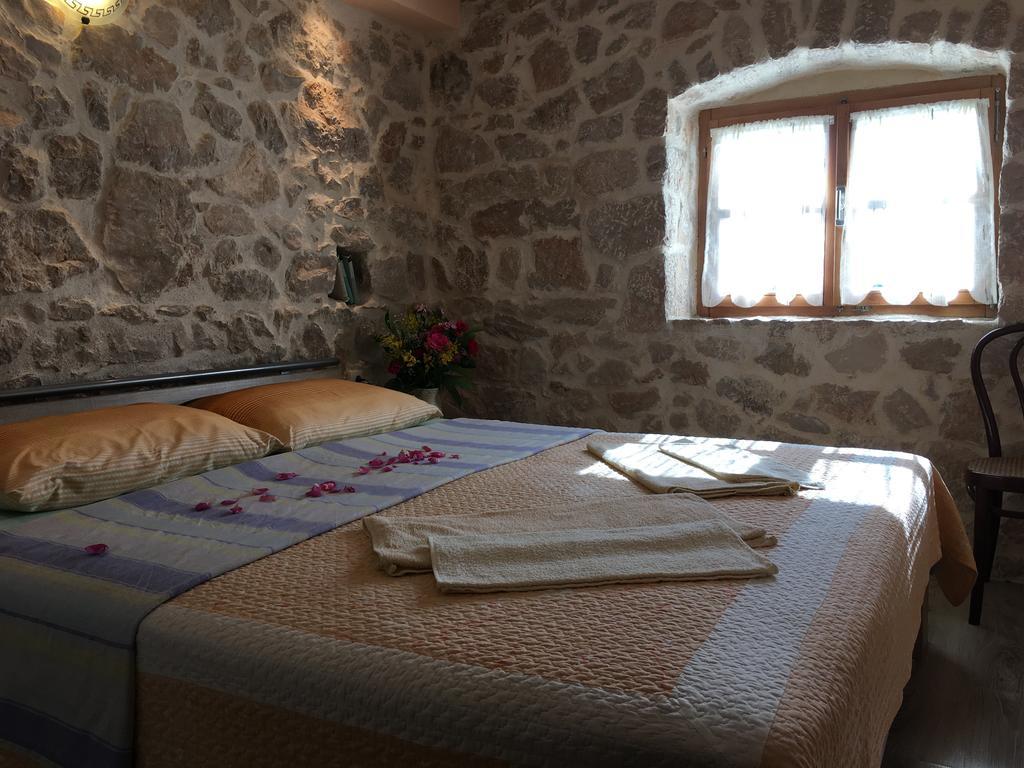 Holiday Home Rasopas Malinska Exterior photo